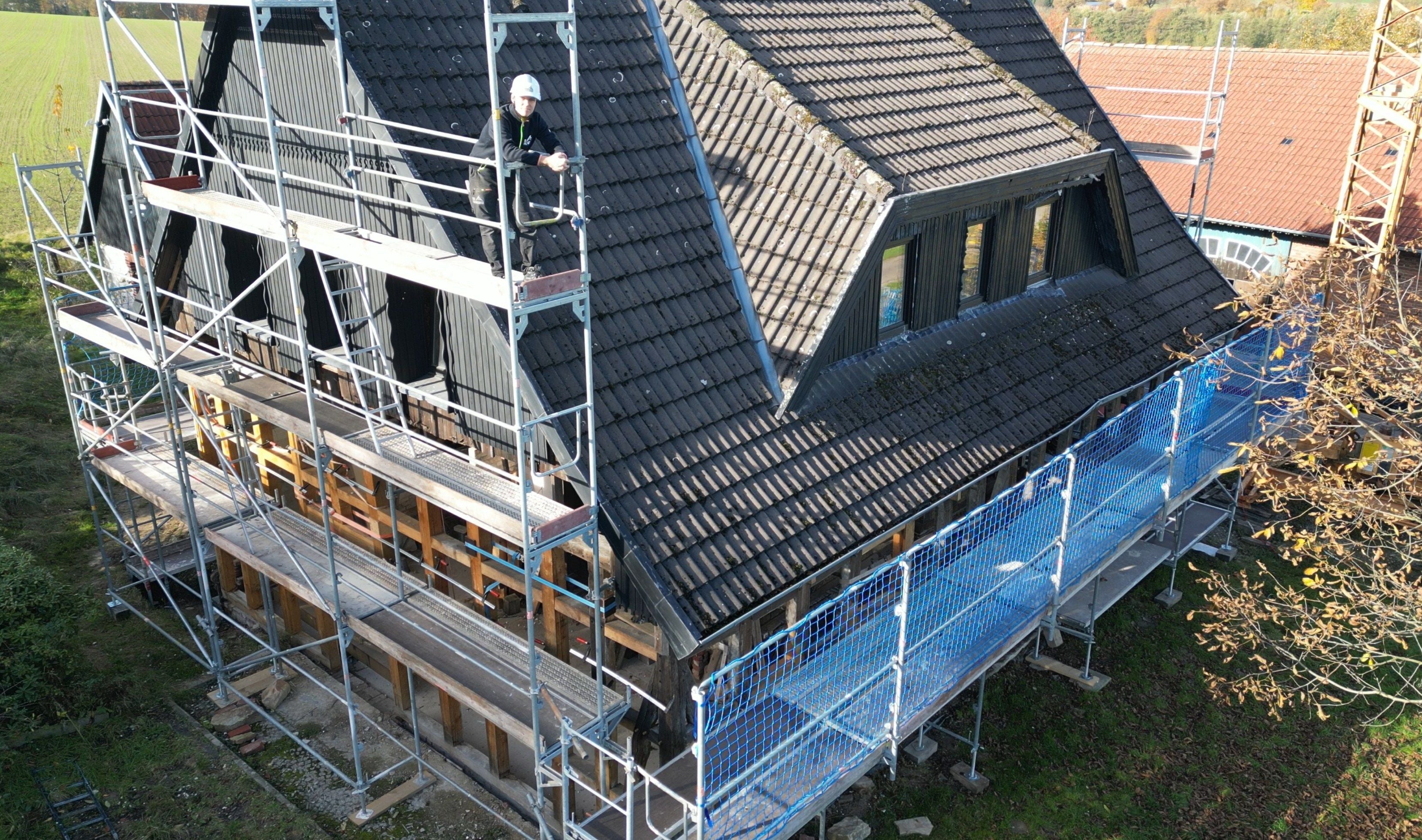 Dein Name auf einem Dachsparren